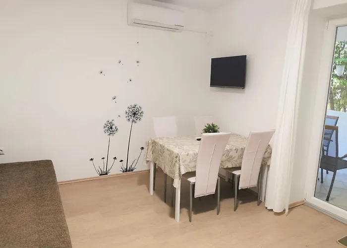 Lenka Apartments I