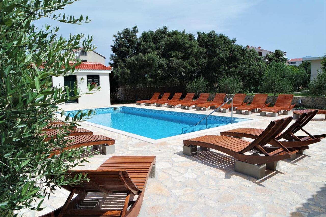 Appartement Lenka I Novalja